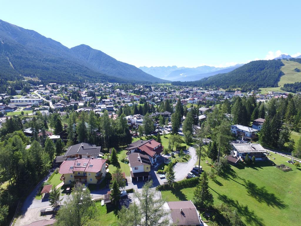 Landhaus Charlotte Am Geigenbuehel -Apartments Зеефелд в Тирол Екстериор снимка