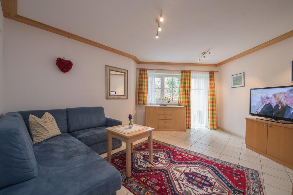 Landhaus Charlotte Am Geigenbuehel -Apartments Зеефелд в Тирол Екстериор снимка