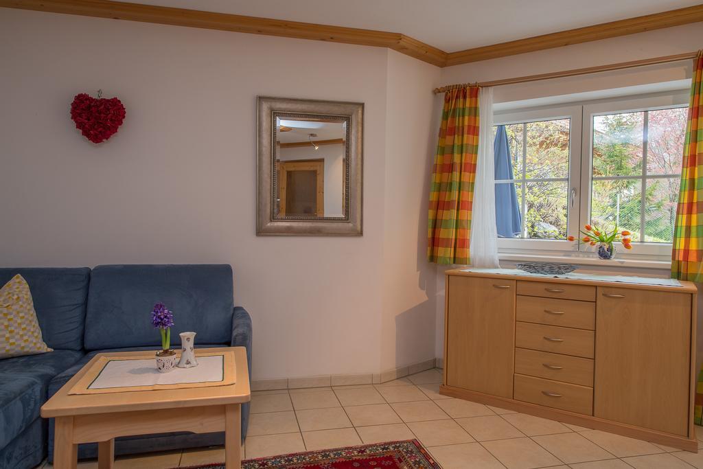 Landhaus Charlotte Am Geigenbuehel -Apartments Зеефелд в Тирол Екстериор снимка
