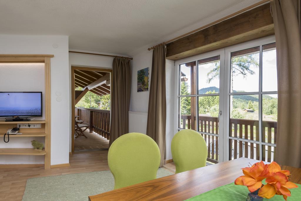 Landhaus Charlotte Am Geigenbuehel -Apartments Зеефелд в Тирол Екстериор снимка