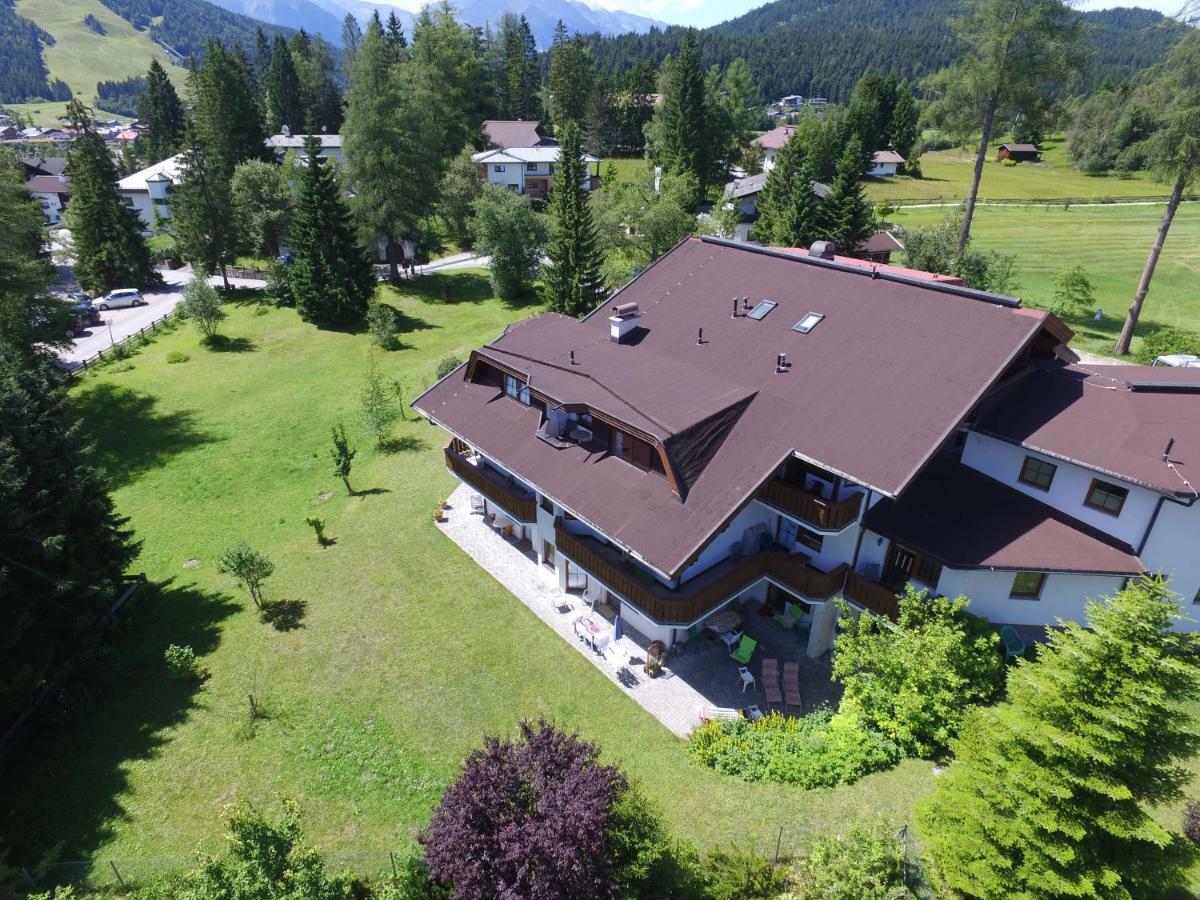 Landhaus Charlotte Am Geigenbuehel -Apartments Зеефелд в Тирол Екстериор снимка