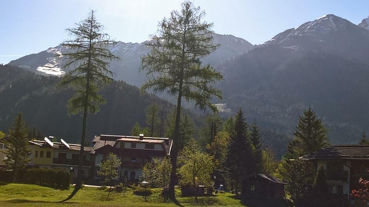 Landhaus Charlotte Am Geigenbuehel -Apartments Зеефелд в Тирол Екстериор снимка