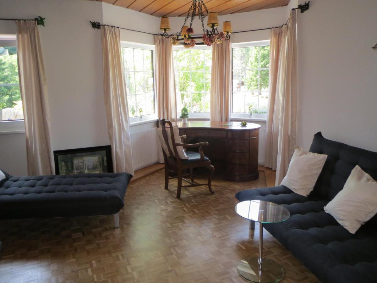 Landhaus Charlotte Am Geigenbuehel -Apartments Зеефелд в Тирол Екстериор снимка
